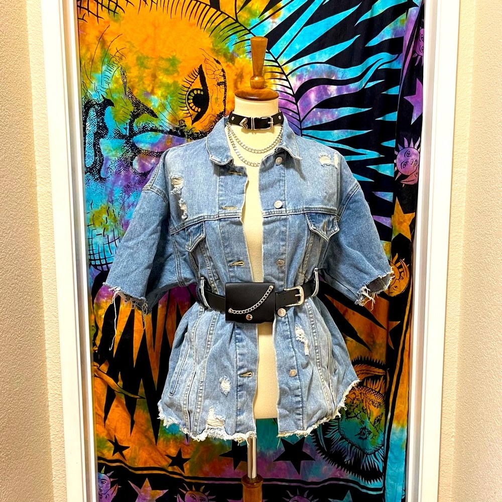 🌈 Lovely denim distressed jacket - Picture 2 of 11